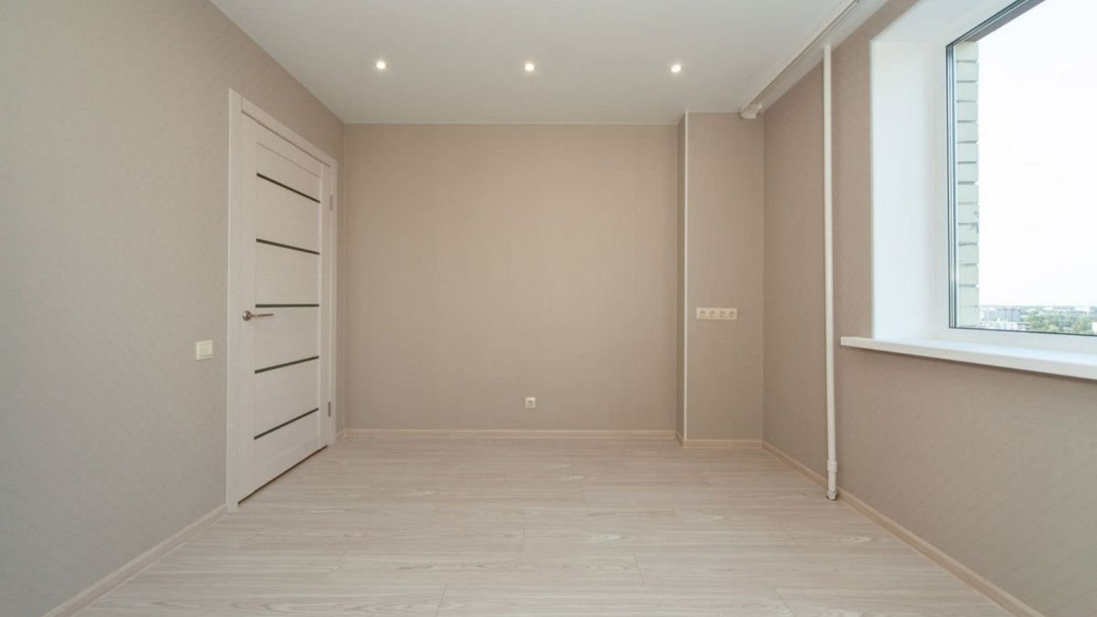 До — пустая комната